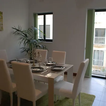 Misrah Independenza Apartament